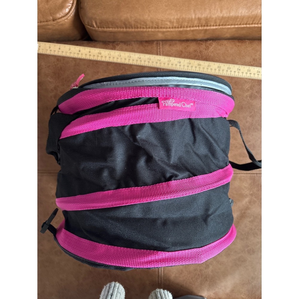 Pampered Chef Black Pink Polka Dot Insulated Lunch Bag Cooler ROUND